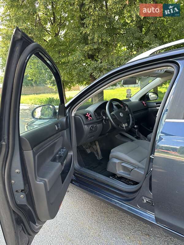 Універсал Volkswagen Golf 2008 в Хмільнику