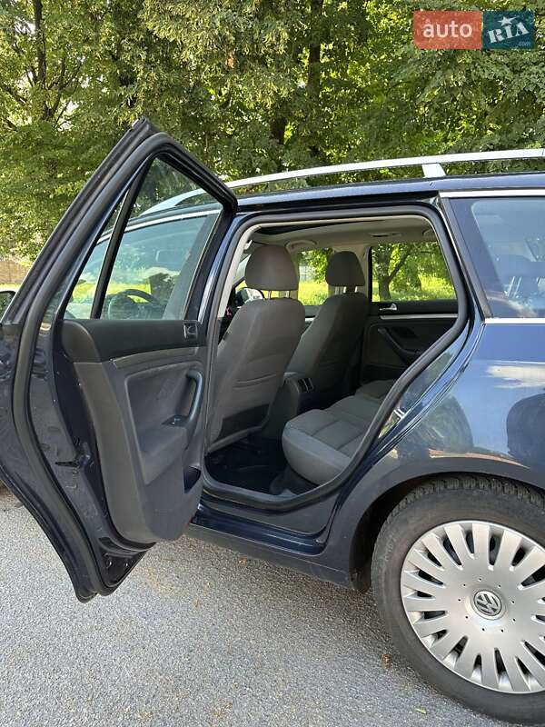 Універсал Volkswagen Golf 2008 в Хмільнику