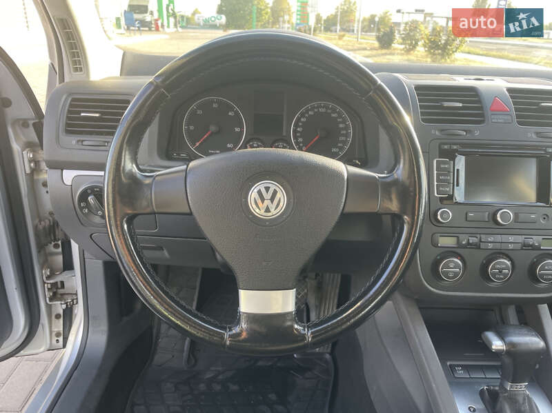 Хетчбек Volkswagen Golf 2007 в Ізмаїлі