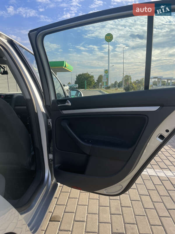 Хетчбек Volkswagen Golf 2007 в Ізмаїлі