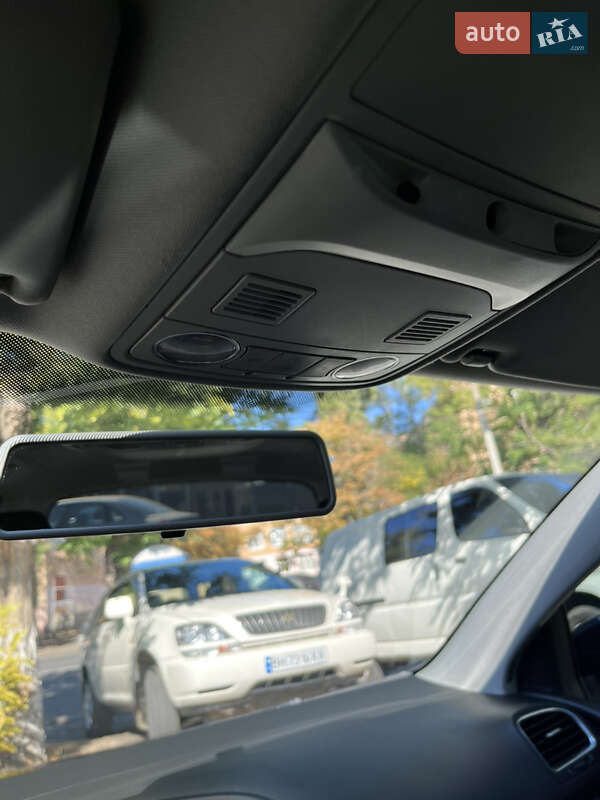 Хэтчбек Volkswagen Golf 2011 в Одессе