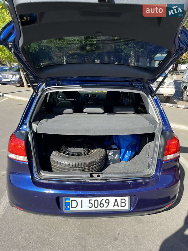 Хэтчбек Volkswagen Golf 2011 в Одессе