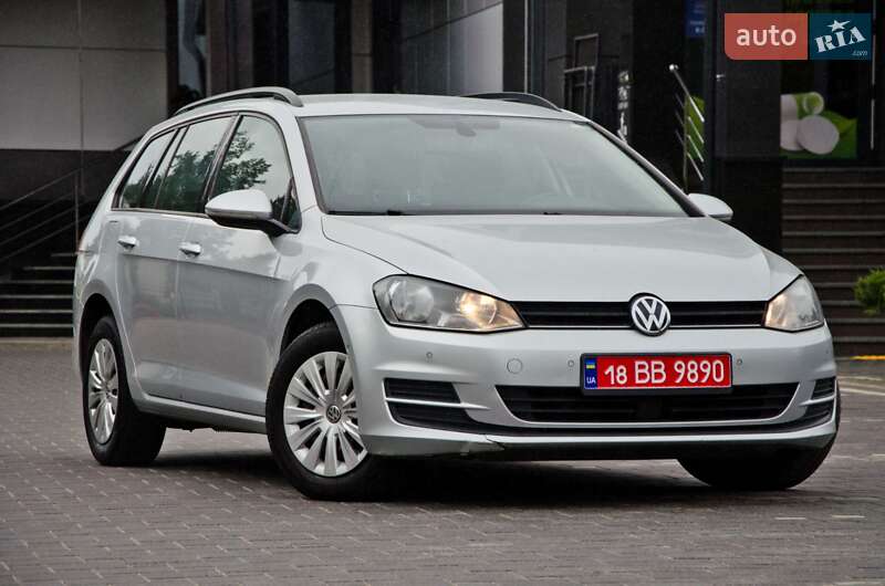 Універсал Volkswagen Golf 2015 в Сарнах