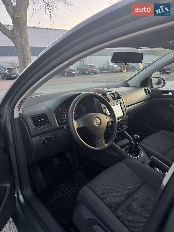 Хетчбек Volkswagen Golf 2007 в Одесі