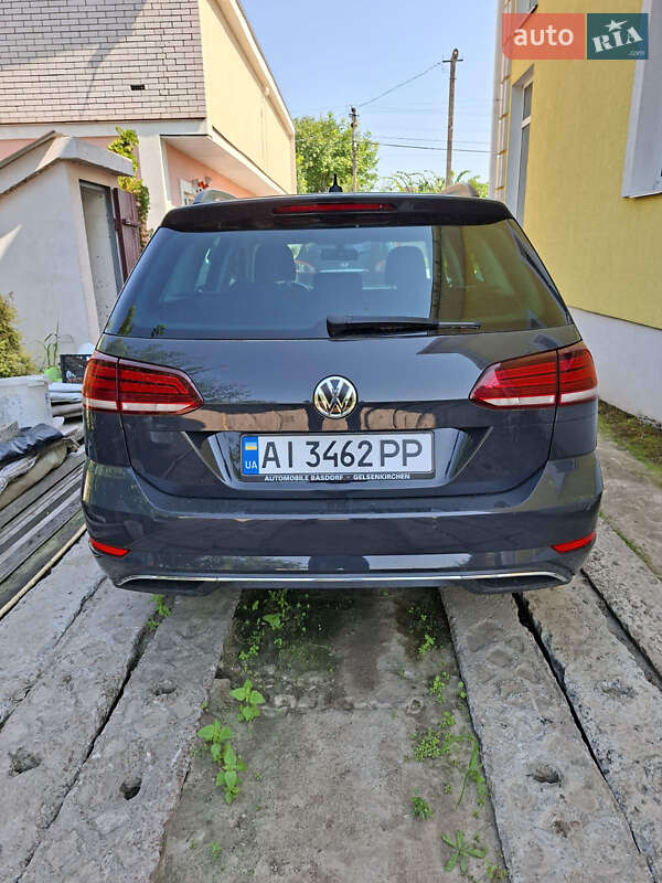 Універсал Volkswagen Golf 2019 в Києві