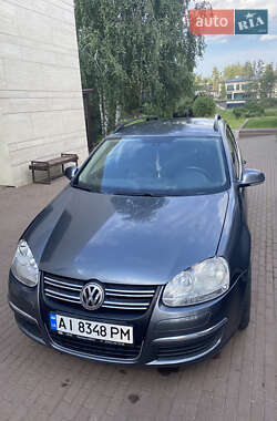 Універсал Volkswagen Golf 2008 в Вишгороді