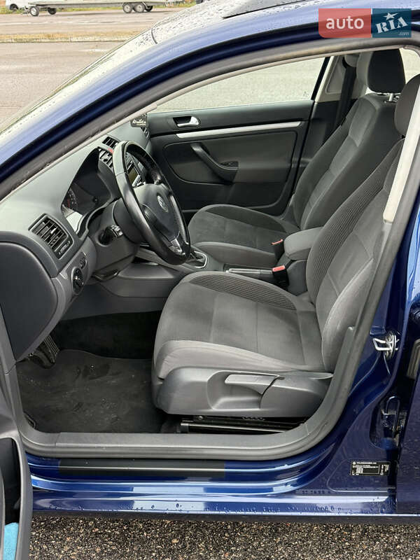 Универсал Volkswagen Golf 2009 в Белой Церкви