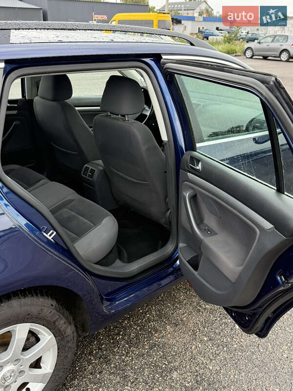 Универсал Volkswagen Golf 2009 в Белой Церкви