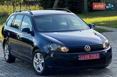 Універсал Volkswagen Golf 2010 в Луцьку