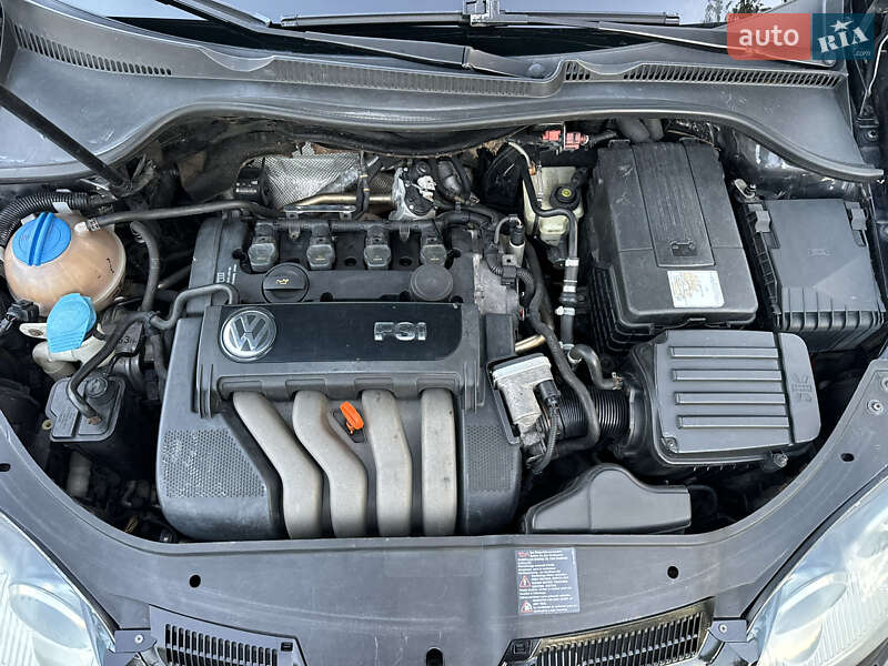 Хэтчбек Volkswagen Golf 2004 в Одессе фото 30 Хэтчбек Volkswagen Golf 2004 в Одессе