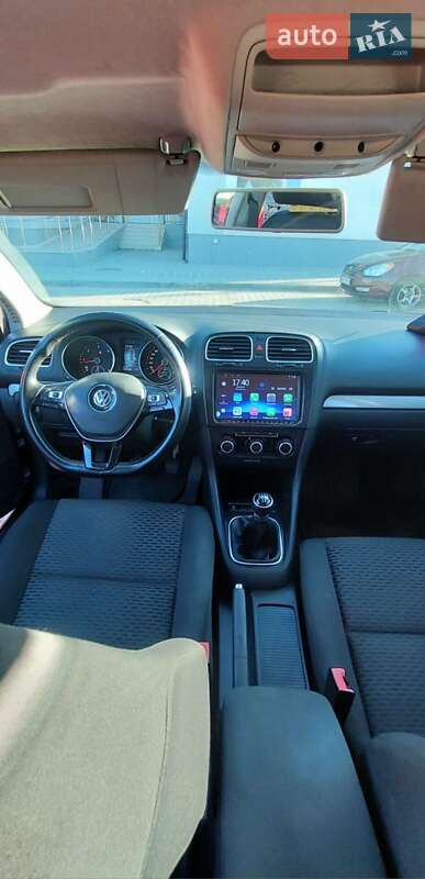Хетчбек Volkswagen Golf 2010 в Дрогобичі