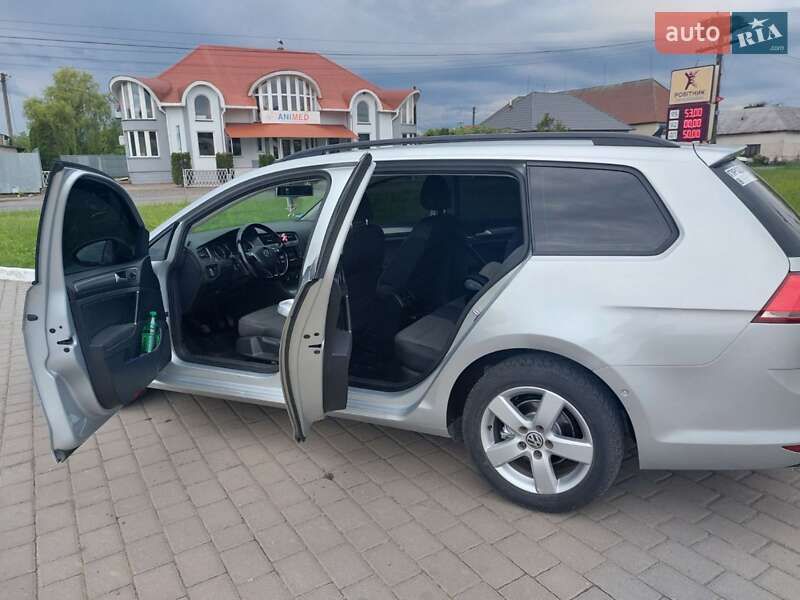 Универсал Volkswagen Golf 2013 в Иршаве фото 20 Универсал Volkswagen Golf 2013 в Иршаве
