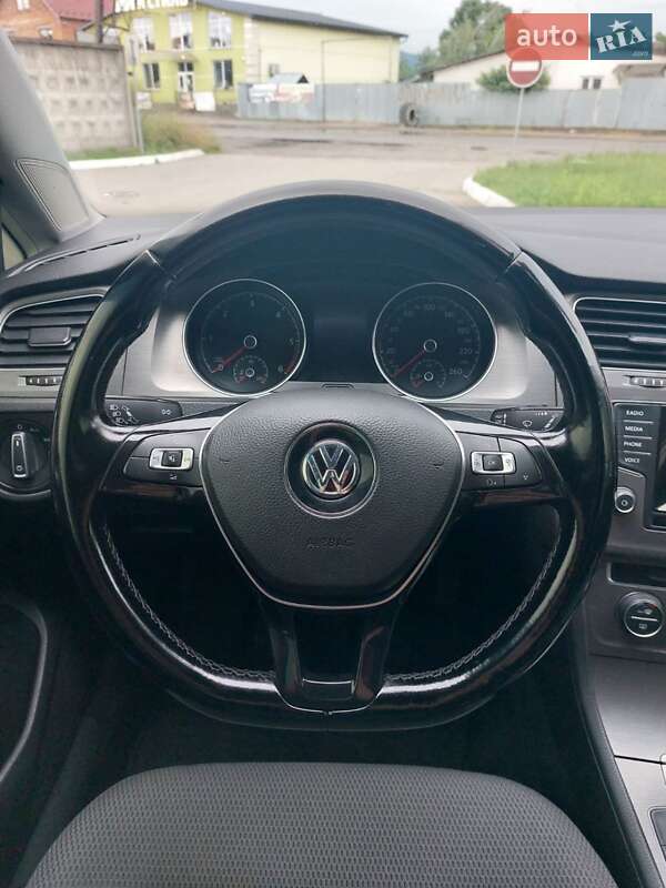 Универсал Volkswagen Golf 2013 в Иршаве фото 18 Универсал Volkswagen Golf 2013 в Иршаве