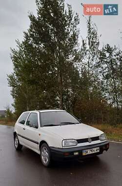 Хэтчбек Volkswagen Golf 1994 в Дубровице