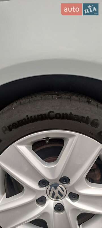 Универсал Volkswagen Golf 2010 в Надворной