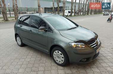 Хэтчбек Volkswagen Golf 2007 в Каневе