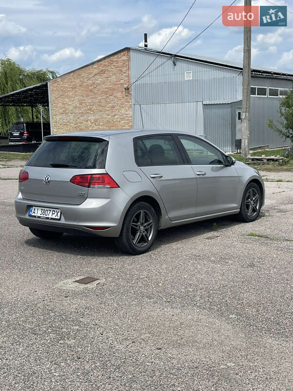 Хетчбек Volkswagen Golf 2013 в Миронівці