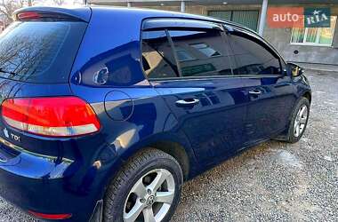 Хетчбек Volkswagen Golf 2010 в Чернівцях