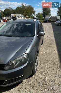 Універсал Volkswagen Golf 2011 в Дніпрі