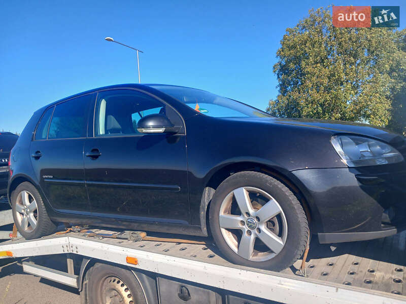 Хетчбек Volkswagen Golf 2009 в Луцьку