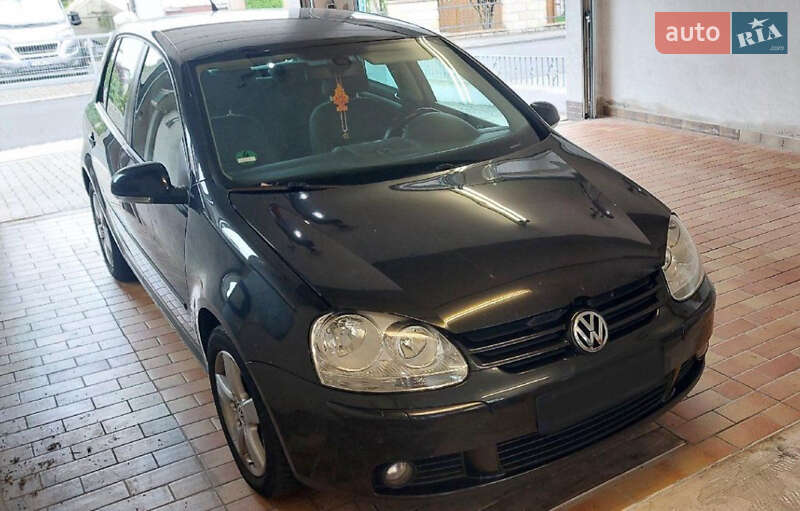 Хетчбек Volkswagen Golf 2009 в Луцьку
