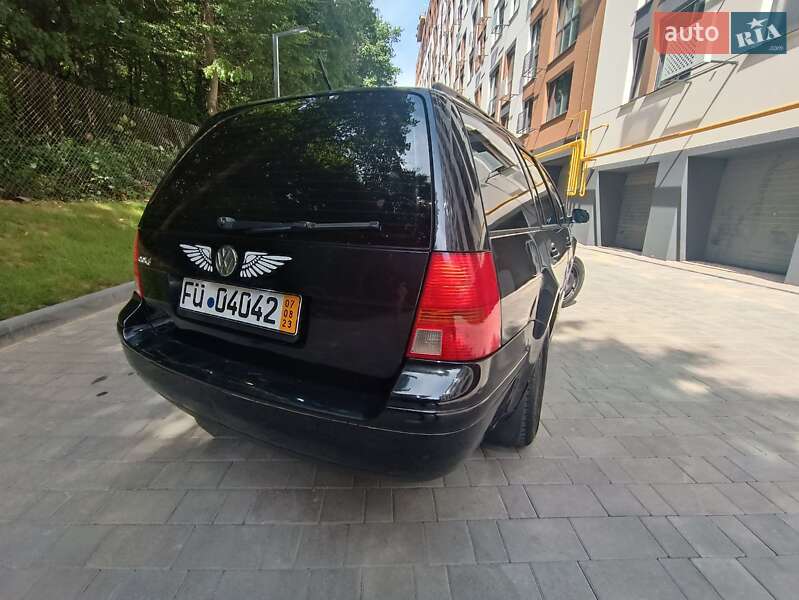 Універсал Volkswagen Golf 2002 в Вінниці