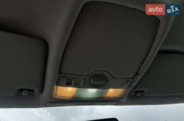 Хэтчбек Volkswagen Golf 1998 в 