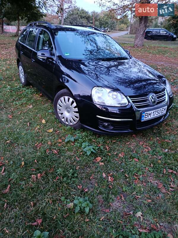 Універсал Volkswagen Golf 2009 в Конотопі