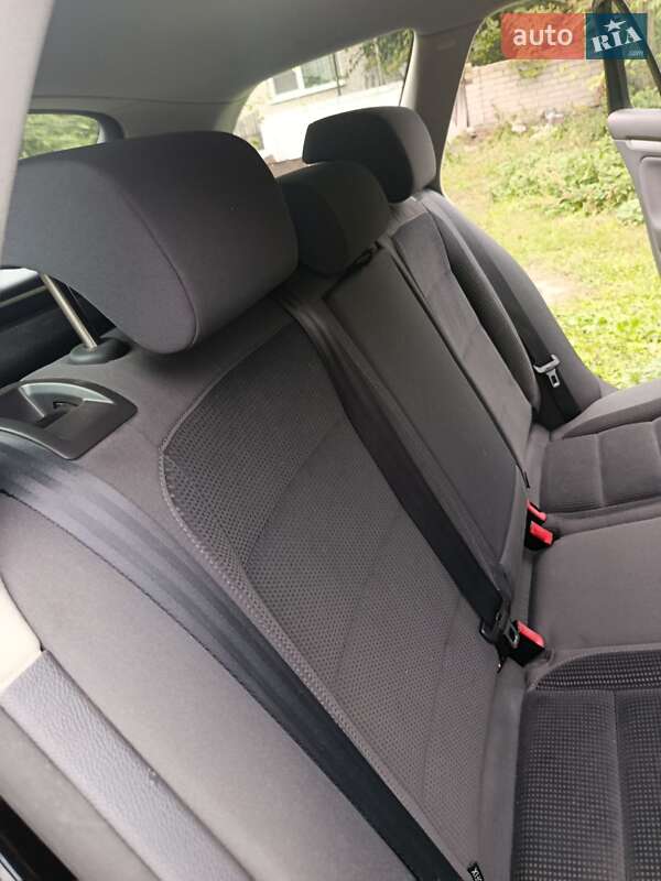 Універсал Volkswagen Golf 2009 в Конотопі