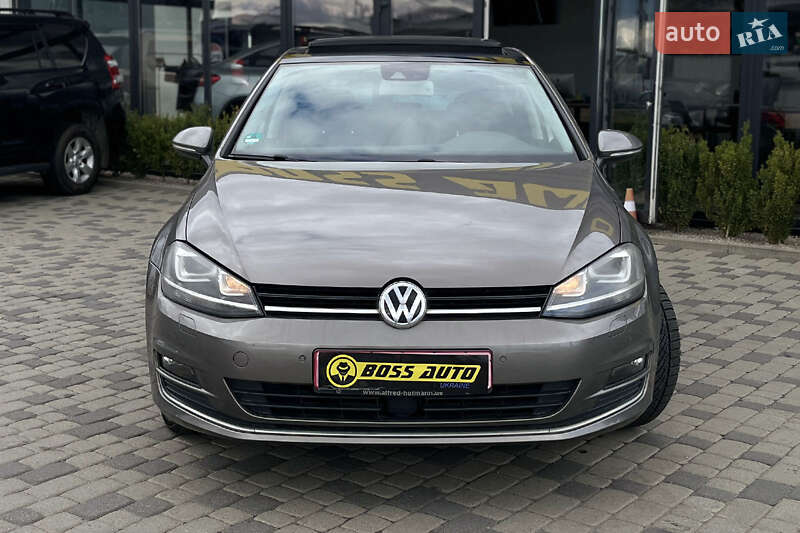 Хетчбек Volkswagen Golf 2014 в Мукачевому