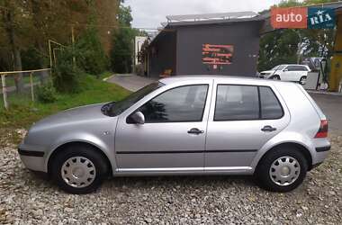 Хэтчбек Volkswagen Golf 2002 в Тернополе