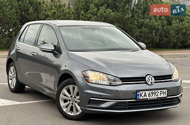 Хэтчбек Volkswagen Golf 2021 в Киеве