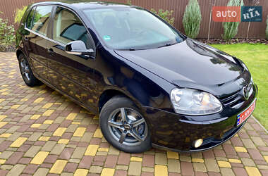 Хэтчбек Volkswagen Golf 2006 в Нежине