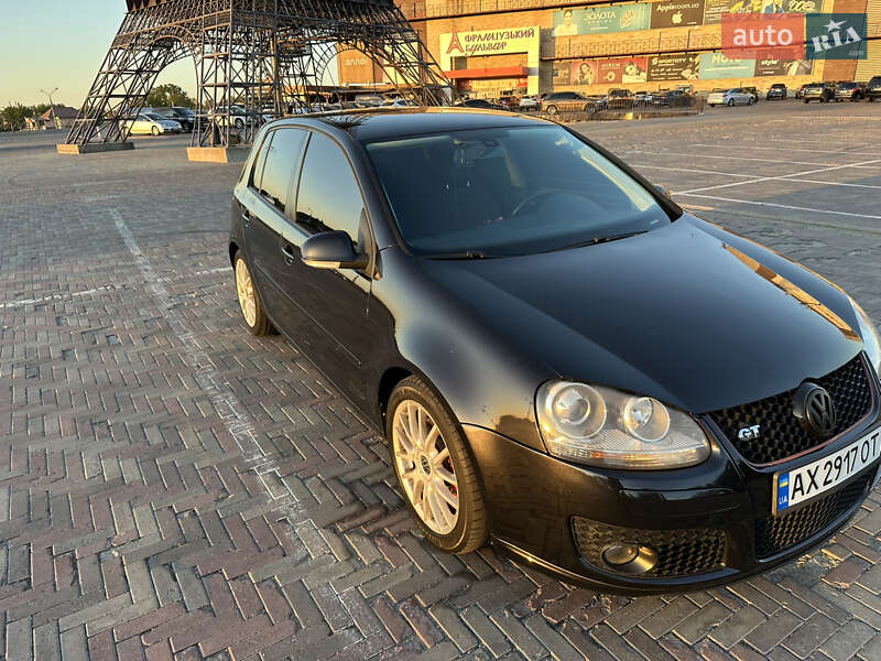 Хэтчбек Volkswagen Golf 2007 в Харькове