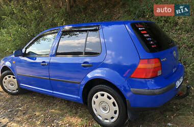 Хэтчбек Volkswagen Golf 1998 в Косове