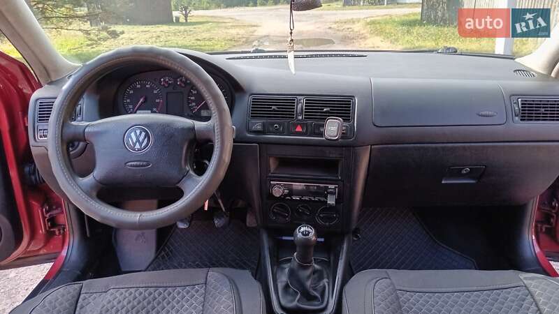 Хэтчбек Volkswagen Golf 1998 в Прилуках