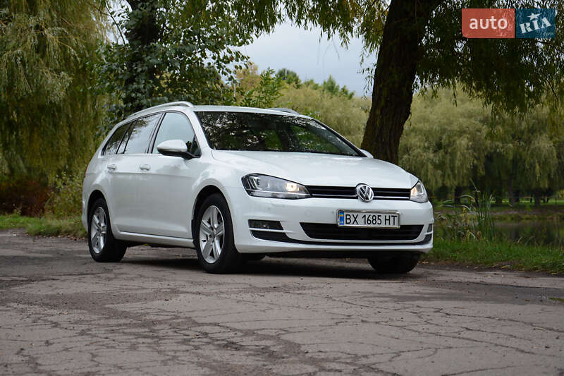 Універсал Volkswagen Golf 2015 в Славуті