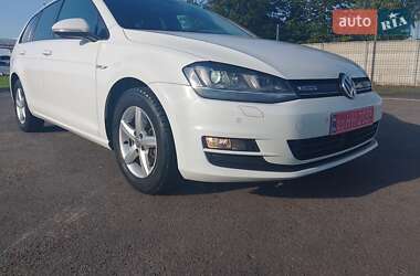 Универсал Volkswagen Golf 2014 в Ровно