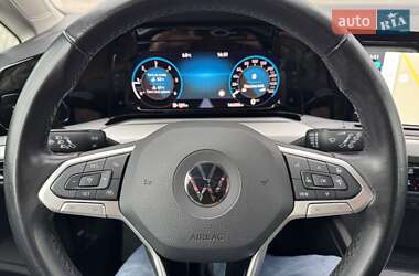 Универсал Volkswagen Golf 2021 в 