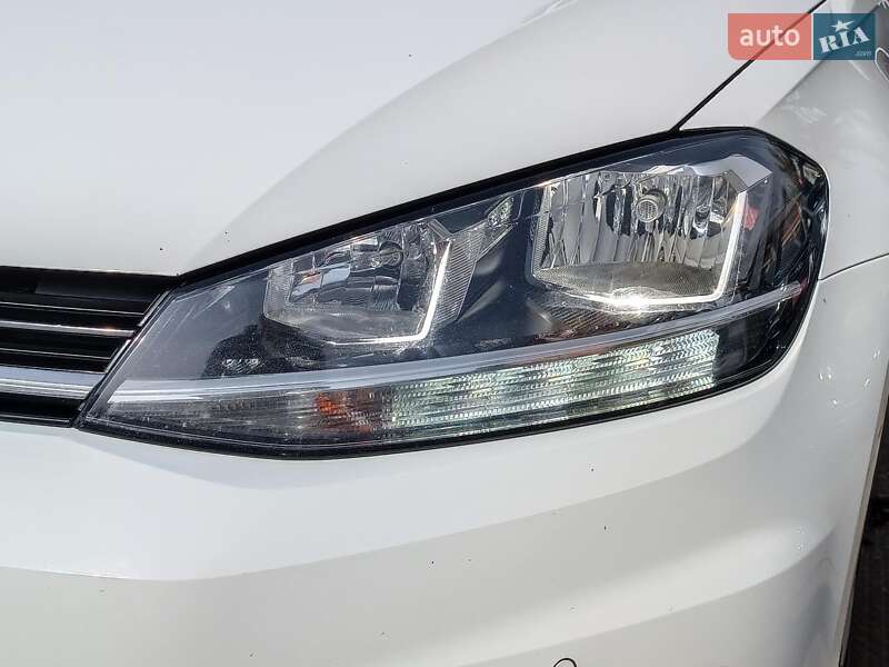 Універсал Volkswagen Golf 2019 в Харкові