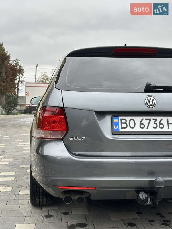 Універсал Volkswagen Golf 2010 в Бучачі