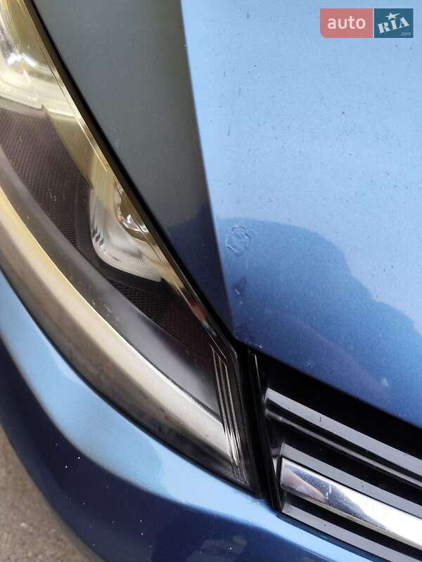 Хэтчбек Volkswagen Golf 2013 в Киеве