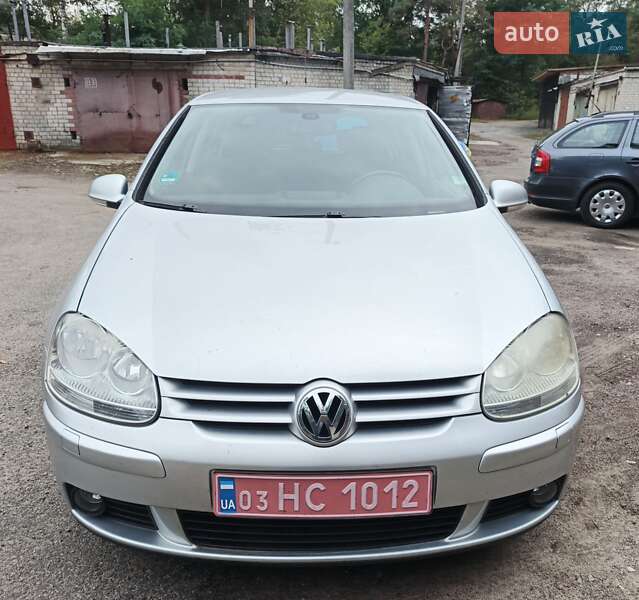 Хетчбек Volkswagen Golf 2007 в Чернігові