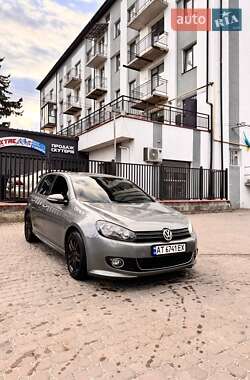 Хэтчбек Volkswagen Golf 2012 в Чорткове