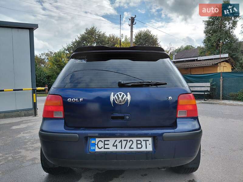 Хэтчбек Volkswagen Golf 2002 в Сокирянах