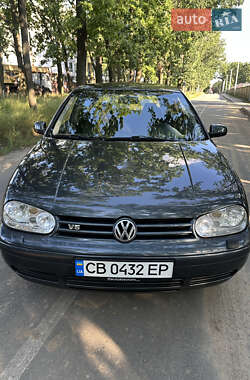 Хетчбек Volkswagen Golf 2000 в Вишневому