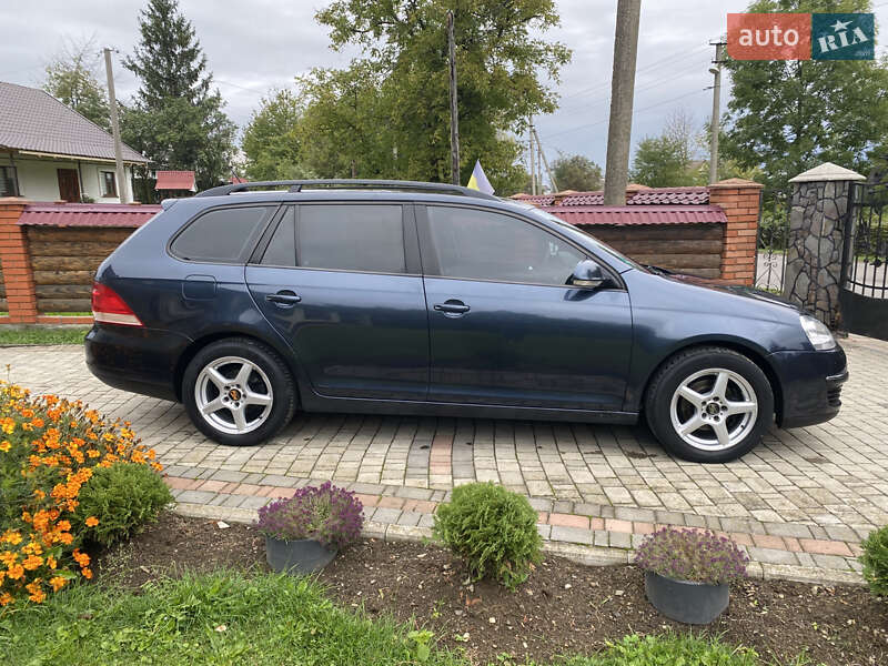 Універсал Volkswagen Golf 2008 в Косові