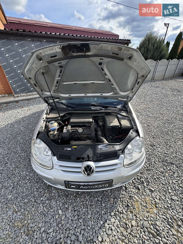 Хэтчбек Volkswagen Golf 2007 в Дергачах