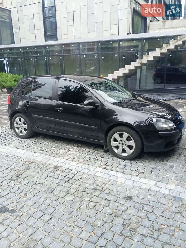 Хэтчбек Volkswagen Golf 2005 в Киеве фото 6 Хэтчбек Volkswagen Golf 2005 в Киеве