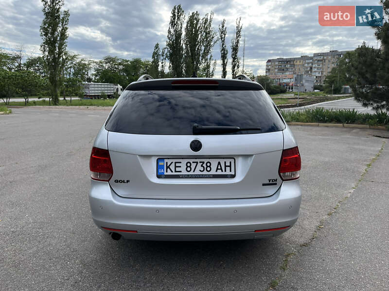 Універсал Volkswagen Golf 2010 в Кривому Розі